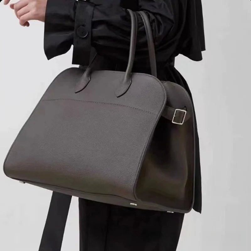 Édition Business <br> Sac Business Femme Ordinateur en Cuir Végan